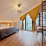 Ra House